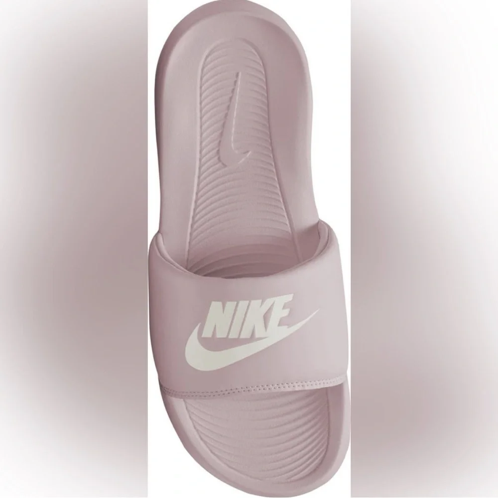 NEW Nike Slides - Picture 1 of 12